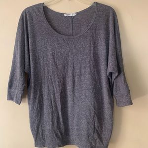 Heather gray boat neck 3/4 sleeved top
